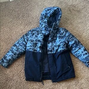 The Children’s Place Boys 3-1 Digital Camo Blue Puffer Jacket + Fleece